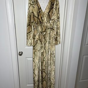 Plus size snake print velvet jumpsuit.